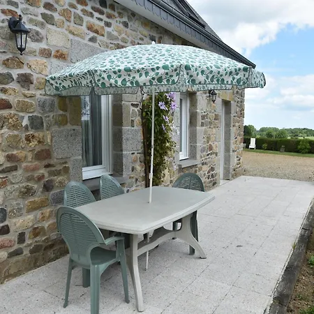 Tasteful In With Garden, Cleaning Included Holiday home Plouvara